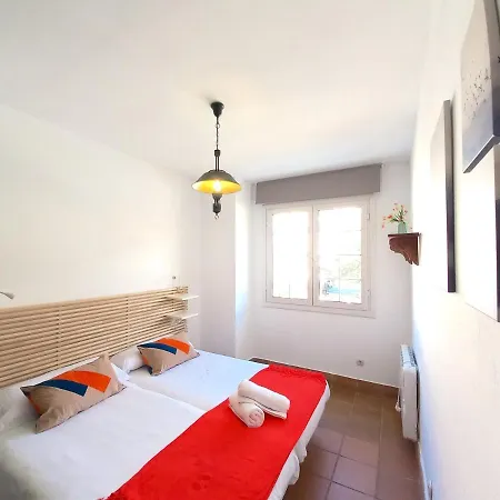 Plaza Andalucia Edificio Salvia 2-6 Pax * Monachil