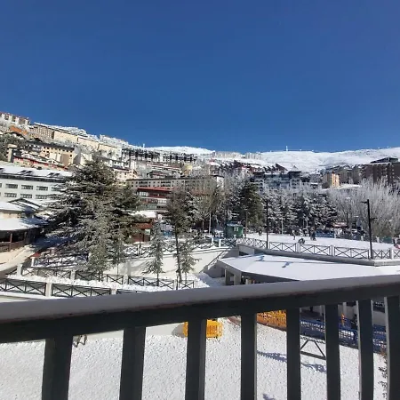 Plaza Andalucia Edificio Salvia 2-6 Pax * Monachil